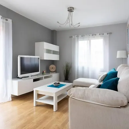 Calido Apartamento, Piscina, Wi-fi Apartment