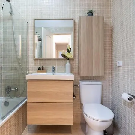 Calido Apartamento, Piscina, Wi-fi 아파트 *