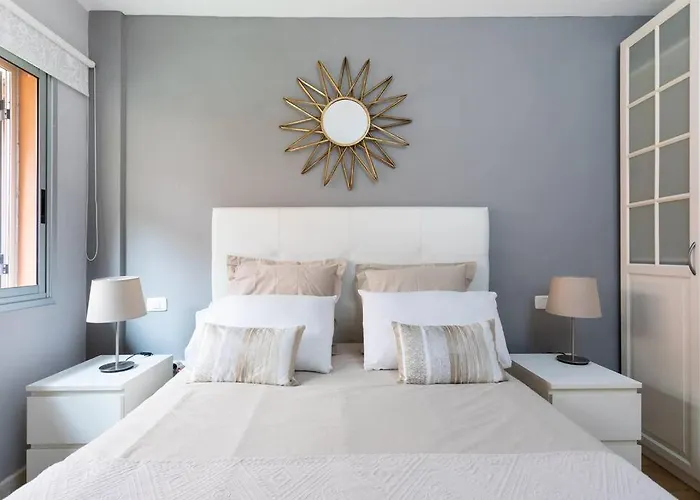 Calido Apartamento, Piscina, Wi-fi 아파트 칸델라리아