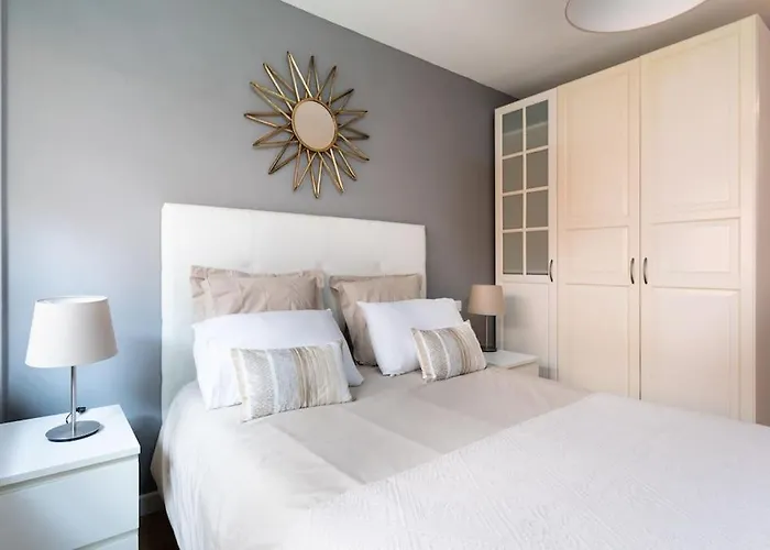 Calido Apartamento, Piscina, Wi-fi 아파트 *